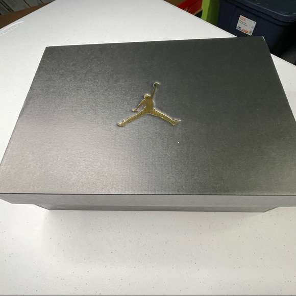 Air Jordan 1 Mid P1 Mens Size 9.5 White Leather Sneakers Basketball Shoes - Picture 12 of 13